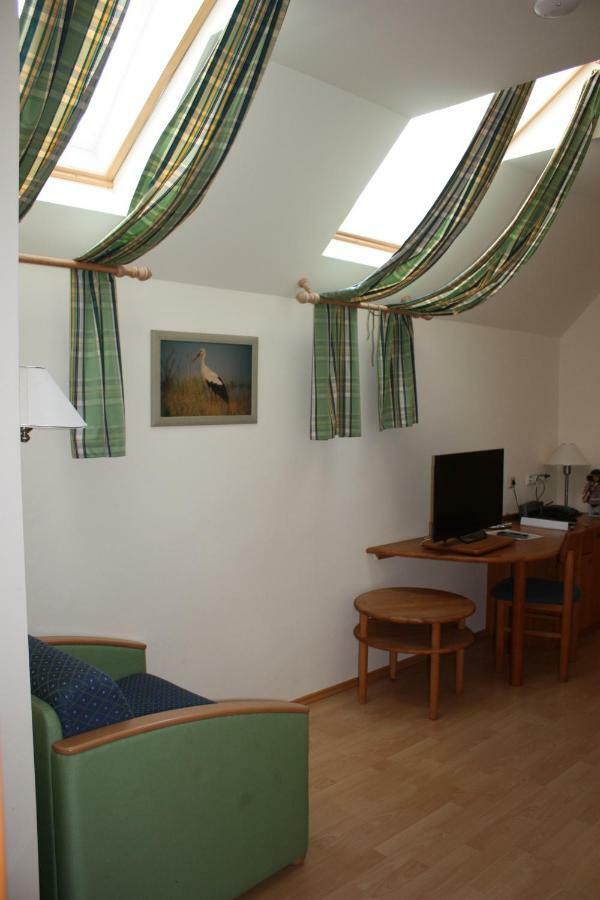 Gasthof Weinzettl Hotel Apetlon Eksteriør billede